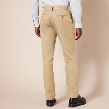 Pánske oblekové nohavice Amazon Essentials Slim Fit Flatfront z recyklovaného polyesteru, khaki