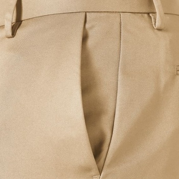 Pánske oblekové nohavice Amazon Essentials Slim Fit Flatfront z recyklovaného polyesteru, khaki