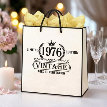 Darčeková taška MURISE k 50. narodeninám – Vintage papierová darčeková taška so šnúrovými ušami, vrátane