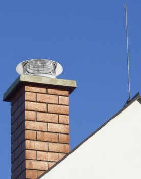 Komínová roura Qwork 200 mm -stříška