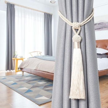 Krásne veselé dlhé strapcové úväzky na záclony, ručne pletené povrazové uzly, elegantné