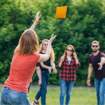 15dielna sada sedacích vakov Cornhole, rôzne farby