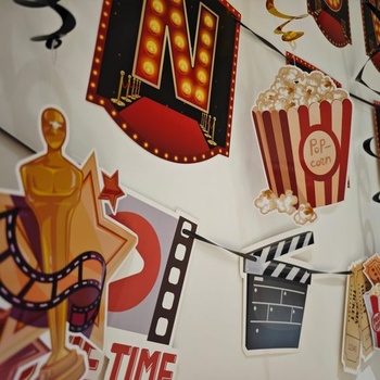 18dielna sada dekorácií na filmový večer, párty dekorácie, banner na filmový večer, závesné viery,