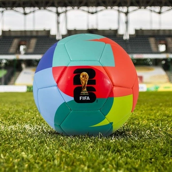 Hy-Pro oficiálne licencovaná futbalová lopta FWC26 veľkosti 5 – tréningová lopta s dizajnom trofeje a
