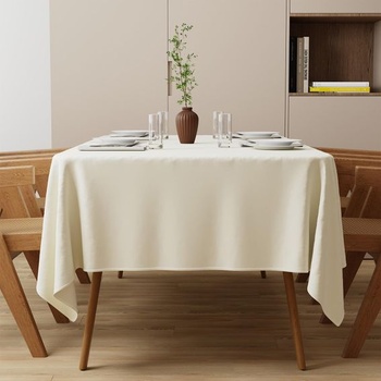 Béžový pratelný ubrus 140x240cm obdélníkový polyesterový ubrus, odolný proti poškrábání a skvrnám.