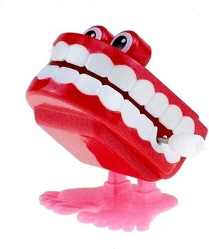 Naťahovacie zuby, cvakajúca novinka, naťahovacie zuby s…