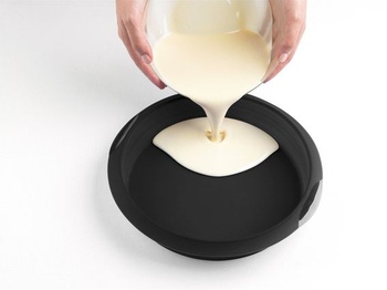 Silikonová kulatá forma na pečení Lékué, černá, 24 cm