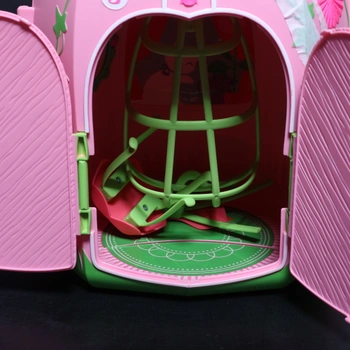BABY born Storybook Cottage, rozkládací domeček pro panenky pro 18 cm panenky se stolkem, krbem,