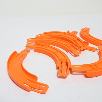 8 zakrivených dielikov dráhy kompatibilných s autíčkami Hot Wheels, ABS spojky pre závodnú dráhu,