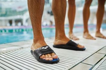 ARENA Bruno Unisex sportovní sandál 42 EU Blue
