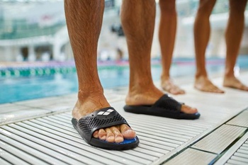 ARENA Bruno Unisex športový sandál 42 EU Blue