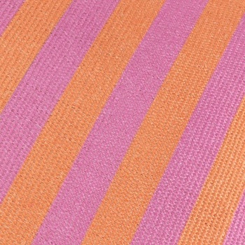 Nábytok. Tkaná vonkajšia vankúšová deka s pruhmi – oranžová/ružová – 59 x 59 cm oranžová/ružová