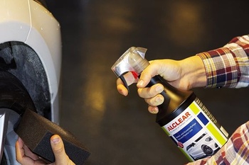 ALCLEAR 721RK Leštenie pneumatík 1000 ml s aplikačnou hubkou, saténový povrch, UV ochrana. ALCLEAR