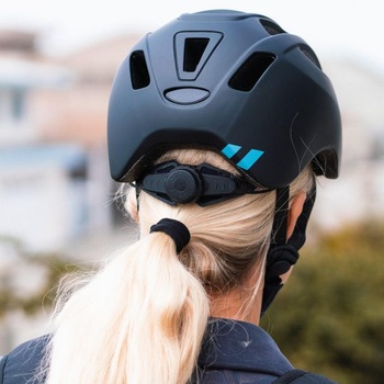 Dětská cyklistická helma 80SIX s certifikací CE, snadno nastavitelná 46-58 cm, matně černá JR/XS