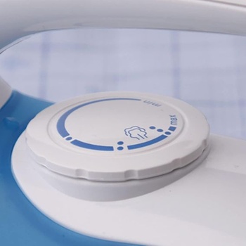 Cestovní žehlička Russell Hobbs 22470 Steam Glide - 760 W (britská zástrčka)