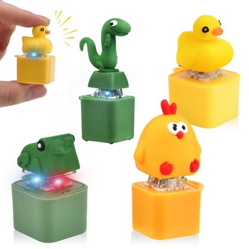 Sada 4 hračiek Fidget s príveskom na kľúče Clicker, kvákanie žiab B
