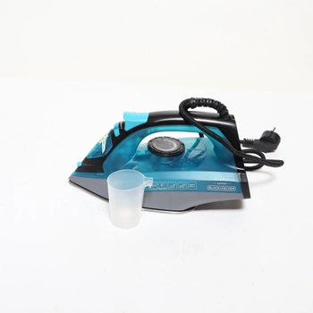 Napařovací žehlička Black+Decker SteamPro 22