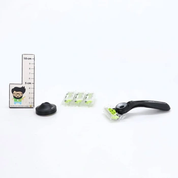 Holící strojek Gillete Labs Body + Intimate