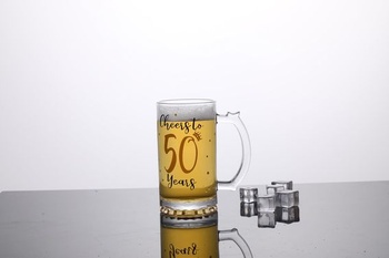 Narodeninový darček pre mužov a ženy – Slávnostný pivný hrnček k 50. narodeninám, 510 ml, dekoratívny