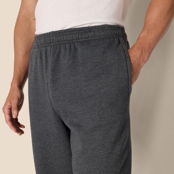Pánske fleecové joggingové nohavice Amazon Essentials s neopracovaným lemom (k dispozícii vo veľkých