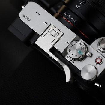 Rukojeť Haoge s opěrkou palce nahoru pro Sony A7CII a7CR, stříbrná, THB-S7CR-S