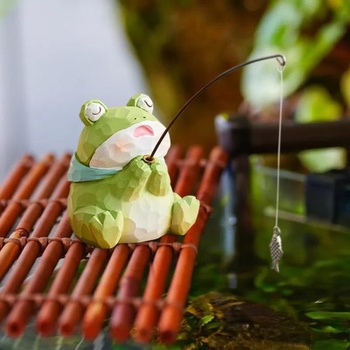 Kreatívna dekoratívna figúrka s rybárskou tematikou: mačka, žaba alebo panda (4x4x5 cm) vyrobená z