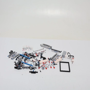 Stavebnice Mould King 10088Technika V8 motor