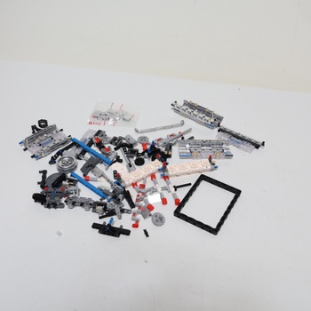 Stavebnice Mould King 10088Technika V8 motor