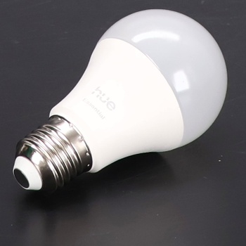 Žiarovka Philips Hue Essential Smart LED A60, biela a farebná, pätica E27, 8 W, 2200 K – 6500 K, 806
