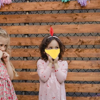 Angoyily 4dielna sada kostýmu veľkonočného kurčaťa pre deti i dospelých - čelenka s kohútim hrebeňom,