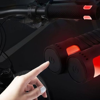 Směrová světla na koloběžku, rukojeť řídítek se směrovými světly, rukojeť řídítek elektrické