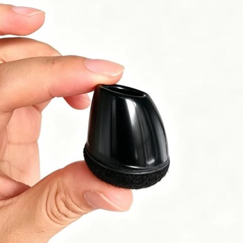 24 krytiek nôh stoličiek s plsťou, čierne, okrúhle, vhodné pre nohy stoličiek s priemerom 14-19 mm a uhla