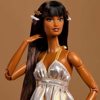 Barbie Basics You Create Neutral Kit 001 s prispôsobiteľnou módnou bábikou, univerzálnym oblečením