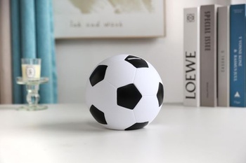 I-TOTAL® - Zábavná dekoratívna pokladnička/priehradka na mince z robustného plastu (Futbalová lopta)