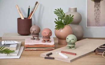 Hoptimist Měkká figurka s kývavou hlavou a talismanem pro štěstí, skandinávské dekorativní figurky