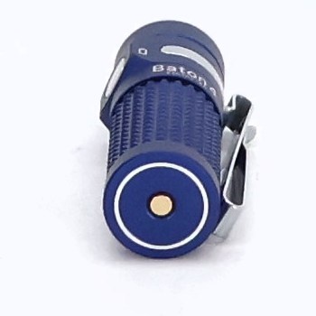 Kapesní svítilna Olight O-BATON4BL#-DI VC-DE