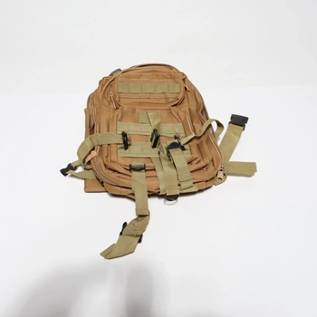 Turistický batoh hnedý s popruhmi