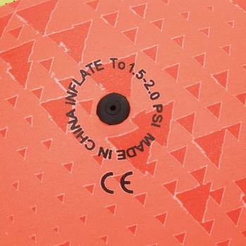 AKTIVE 54288 Neoprénová ragbyová lopta do vody, 26 cm, ľahká, plávajúca, vodotesná, pútavé farby,
