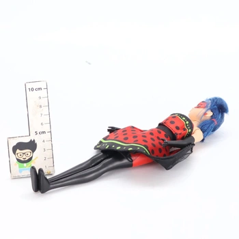 Bandai - Miraculous - Panenka proměny Ladybug - 26 cm Panenka, která se promění v Lady Noire a Bug