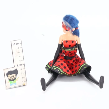 Bandai - Miraculous - Panenka proměny Ladybug - 26 cm Panenka, která se promění v Lady Noire a Bug