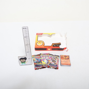 Pokémon: Kolekcia Pokémon Day 2026 (1 lesklá promo karta, 1 dielik a 3 boostery)