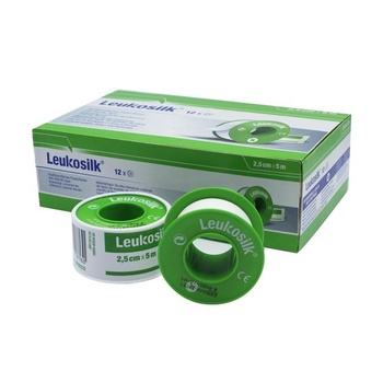 Lepiaca páska Leukosilk v rolke 2,5 cm x 5 m, 1 kus, na zabezpečenie obväzov na rany, ľahko sa trhá,