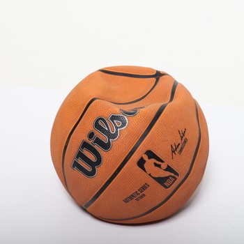 Basketbalový míč Wilson WTB7300XB06