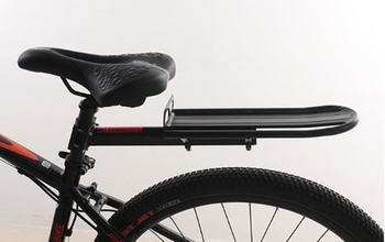 Nosič batožiny na bicykel, maximálna nosnosť 15 kg, nastaviteľný nosič batožiny zo zliatiny hliníka,