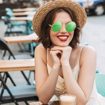 Hippie sluneční brýle 70. let kulaté hippie brýle párty dekorace sluneční brýle pro ženy s barevným