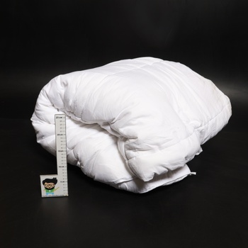 Prikrývka Amazon Basics SC24-025