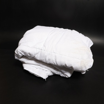 Prikrývka Amazon Basics SC24-025