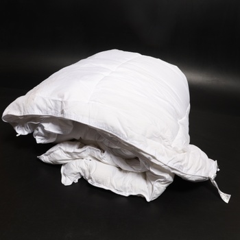 Prikrývka Amazon Basics SC24-025