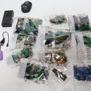 HiWEEGO Technic Robot pre deti so svetlom - 5 v 1 Dinosaurus Sada na diaľkové ovládanie, 877 dielikov RC