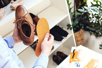 Súprava 6 párov vložiek do topánok Kaps Leather Cork, vyrobené z vysoko kvalitnej prírodnej kože a korku,